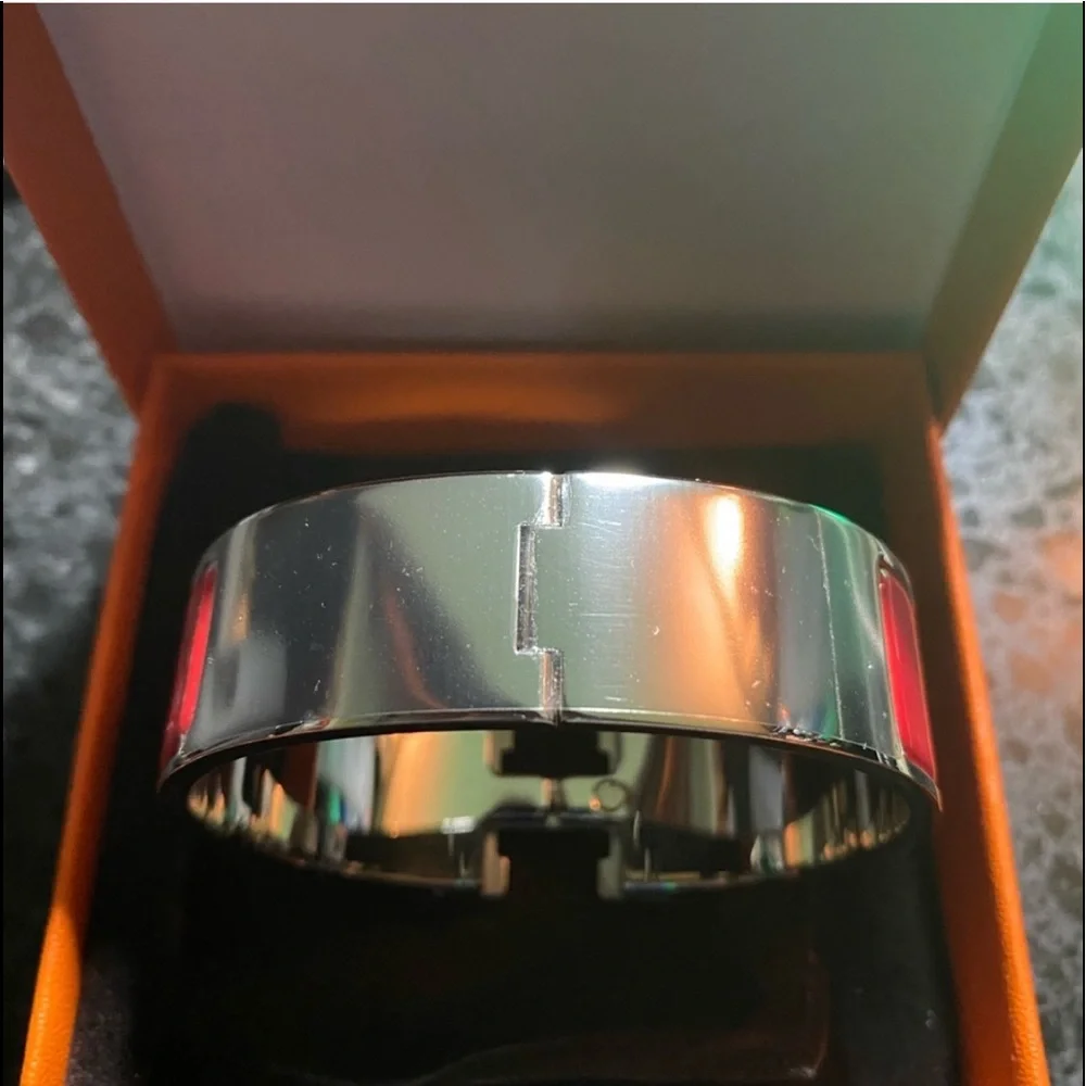 Hermes Red Enamel Clic H Bracelet - Picture 8 of 10